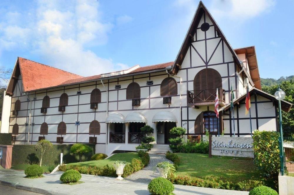 Hotel Steinhausen Colonial Blumenau Exterior foto